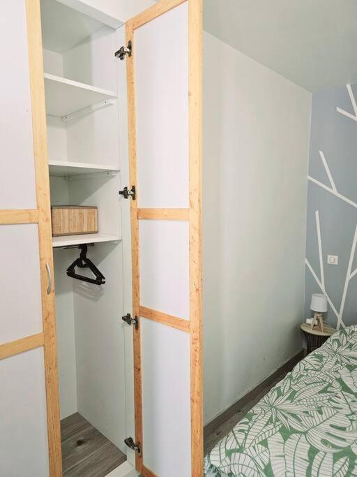 Joli F2 Gare Avec Parking Prive Et Balcon Classe 3 Etoiles Orléans
