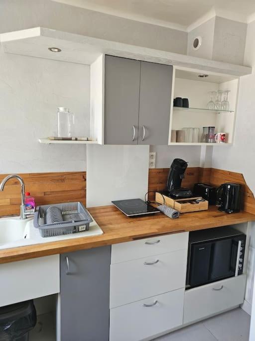 Joli F2 Gare Avec Parking Prive Et Balcon Classe 3 Etoiles Appartement *